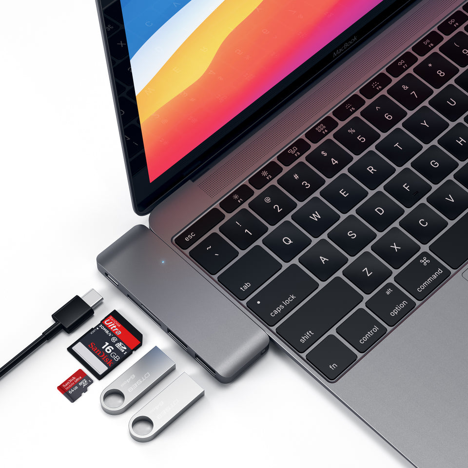 Adaptador Satechi USB-C Com Porta PassThrough - Cinza Espacial