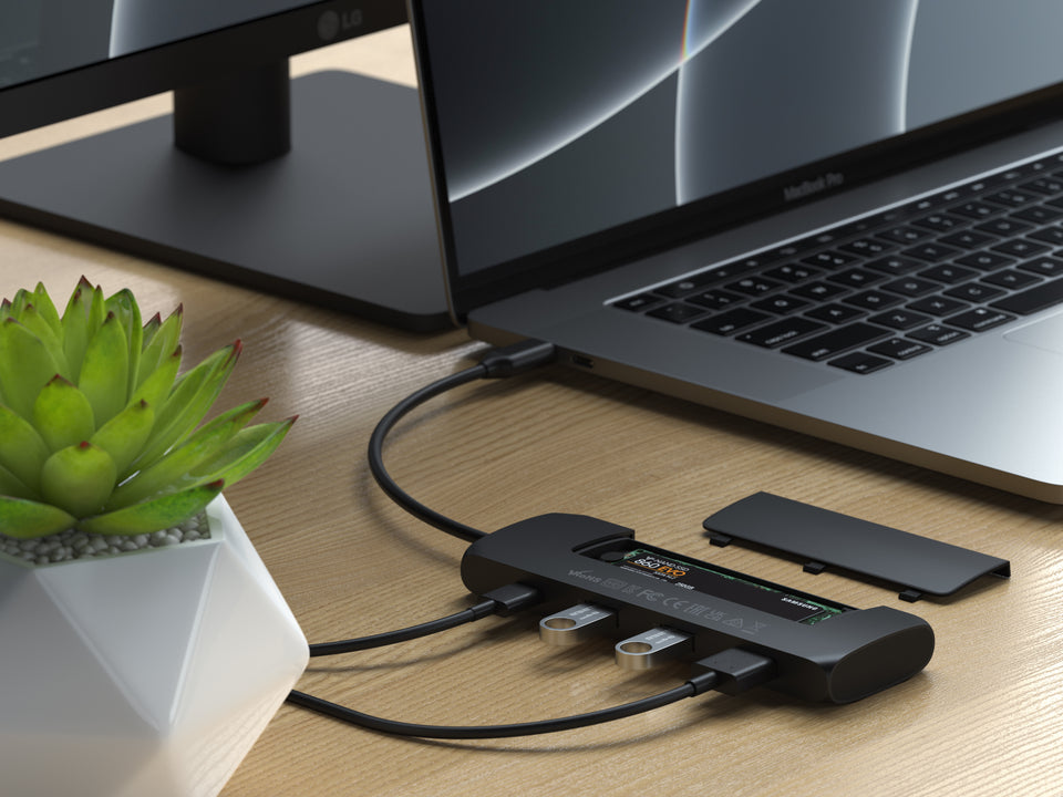 Adaptador Satechi Multi Portas Híbrido USB-C Com Slot SSD - Preto